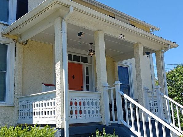 205 Douglas Ave