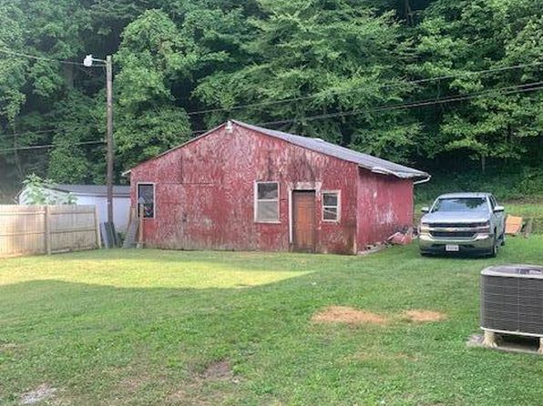 1710 Derby Rd, Appalachia, VA 24216
