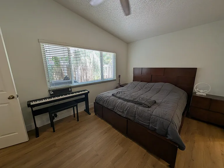 128 Danielle Ct — Photo 12