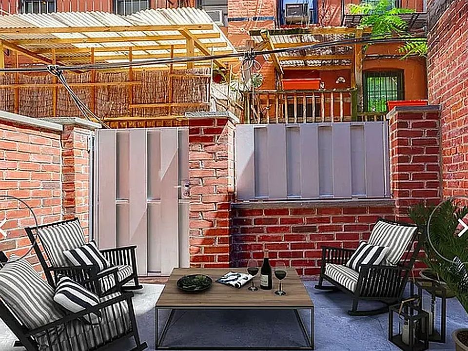 1st image of 351 W 48th St