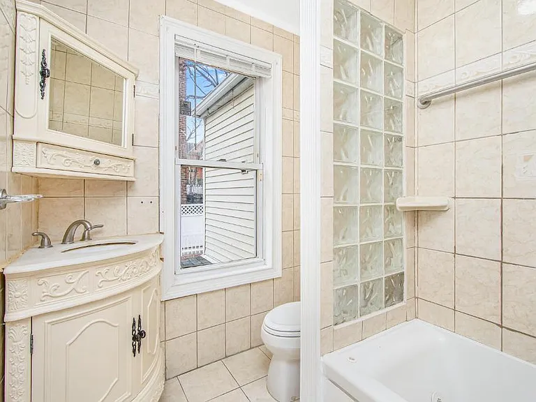 195 Saratoga Ave #2 — Photo 8