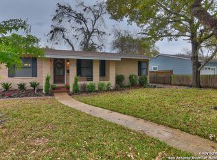 223 Larkwood Dr, San Antonio, TX 78209