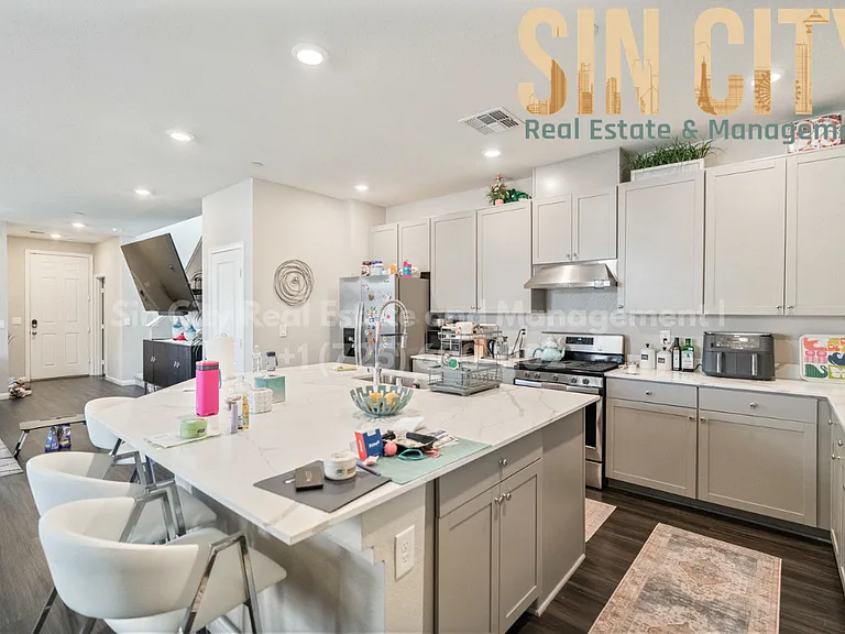 2495 Rofrano Pl — Photo 7