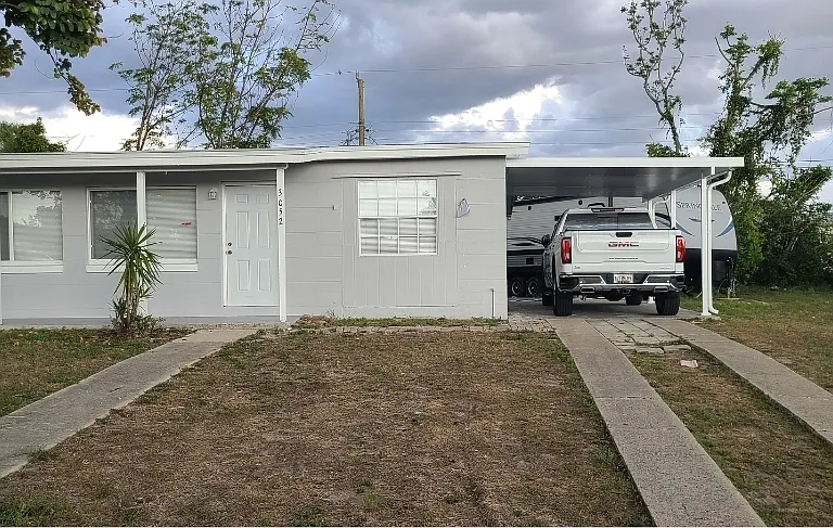 3052 Key Ln — Photo 1