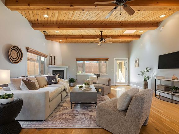 5th image of 1047 Joshua Dr SE