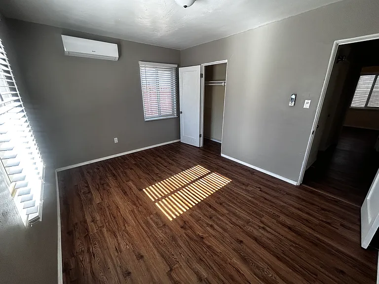 1839 Palomas Dr NE — Photo 15
