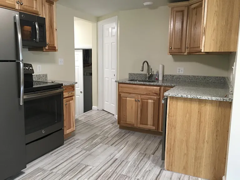 201 Granite St #1 — Photo 8