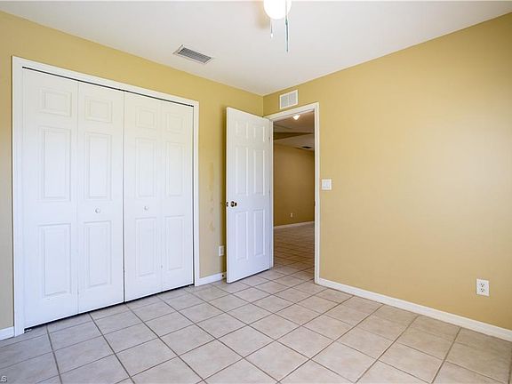 5th image of 863-865 Apartment St E