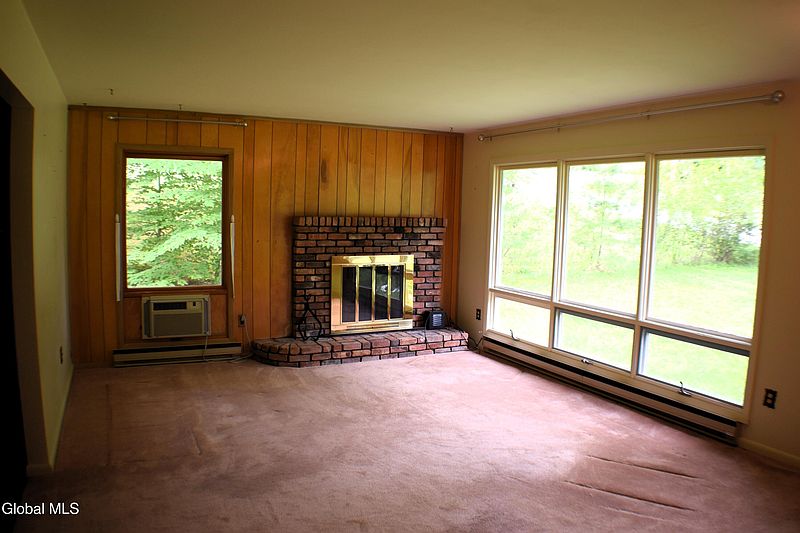 5th image of 378 Flat Rock Road
