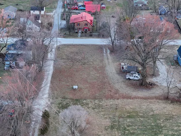 330 E 206th St, Sheridan, IN 46069