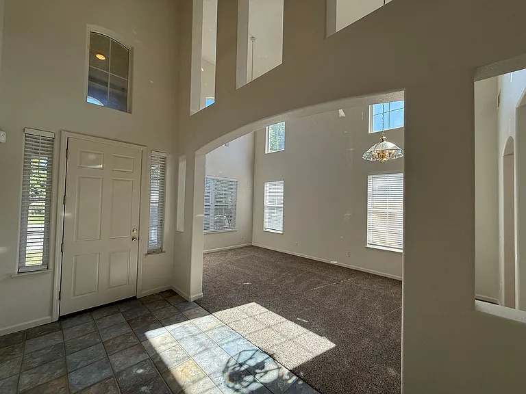 3904 Crescendo Ln — Photo 7