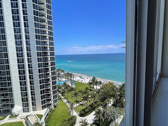 2nd image of 19201 Collins Ave #1122