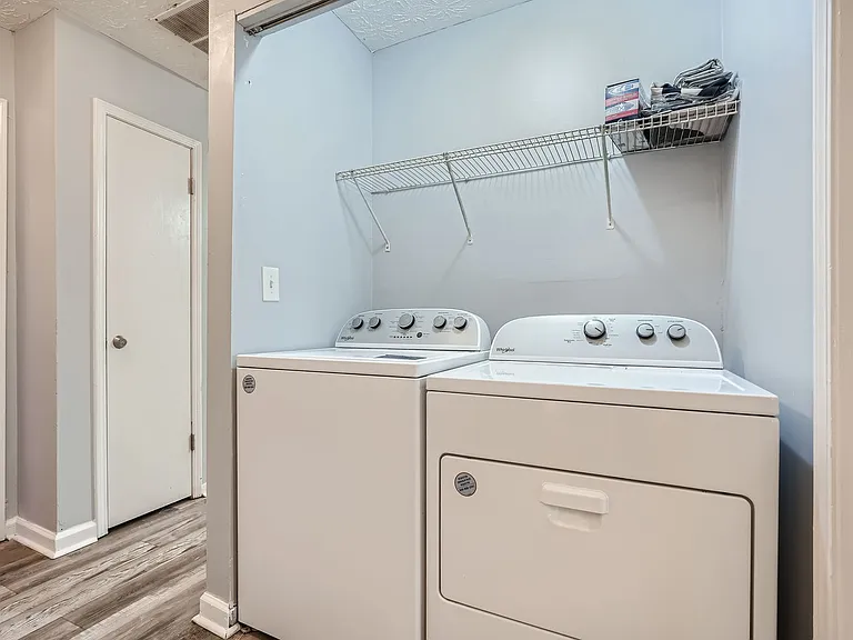 5475 Glen Haven Dr — Photo 9