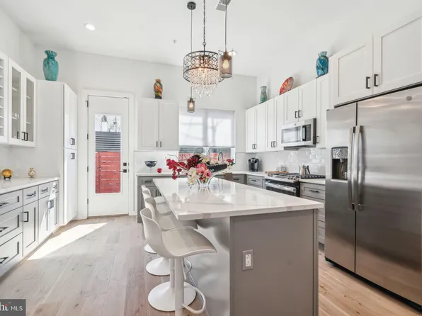 2237 N Hope St, Philadelphia, PA 19133