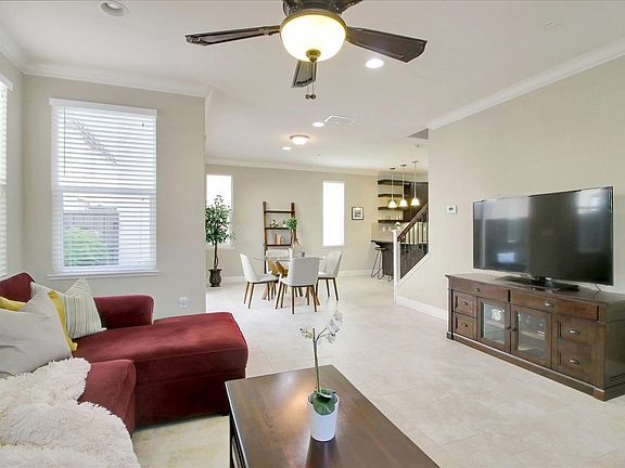 3rd image of 6087 Sunstone Dr