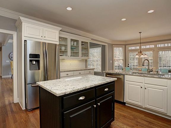 3rd image of 12995 Harrington Dr