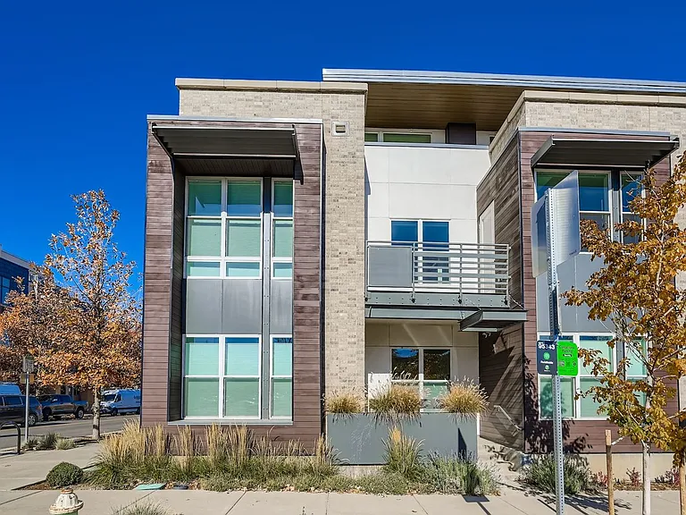 1707 Walnut St #104 — Photo 6