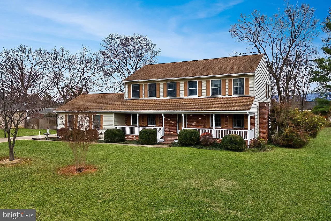 313 Meghann Dr photo 1