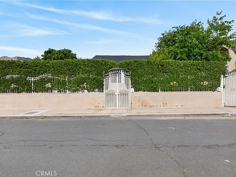 10510 Helendale Ave — Photo 11