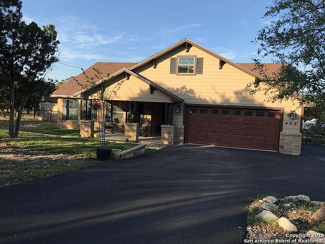 1st image of 426 Lakewood Dr