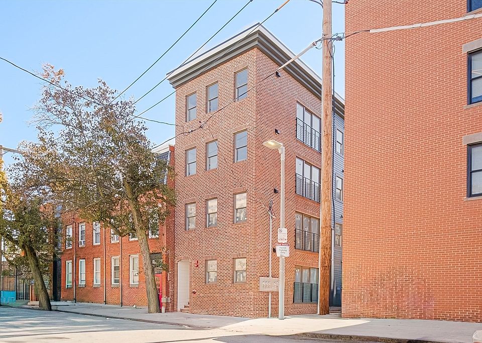 1st image of 59 Gove St #1