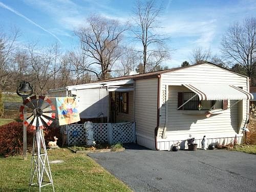 1st image of 99 Southwick Dr