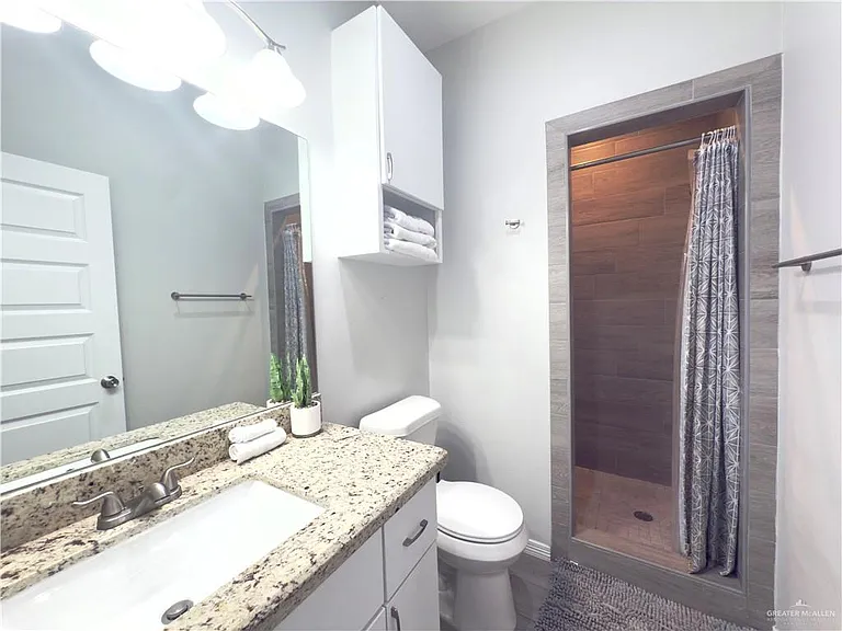 1303 W Heritage Dr #2 — Photo 8