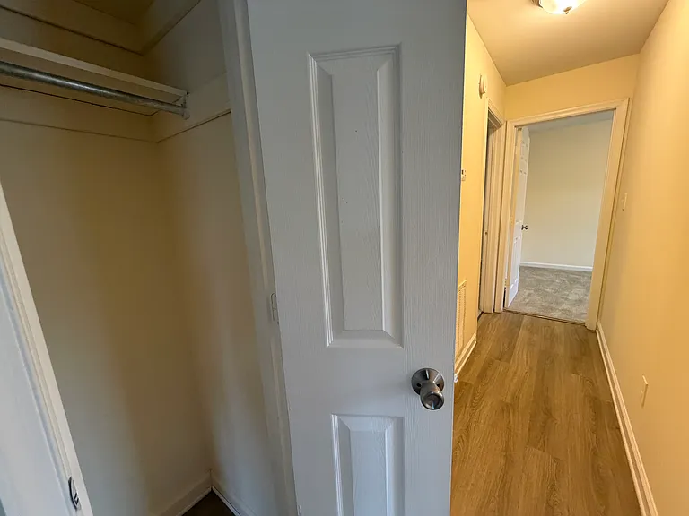 111 McConville Rd #B — Photo 11