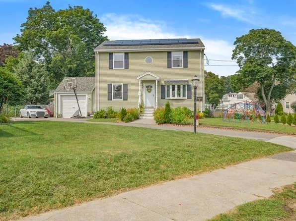 8 Juliette Rd, Saugus, MA 01906