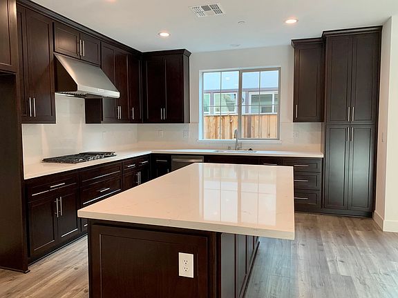 Bergamo Homesite 26 Kitchen