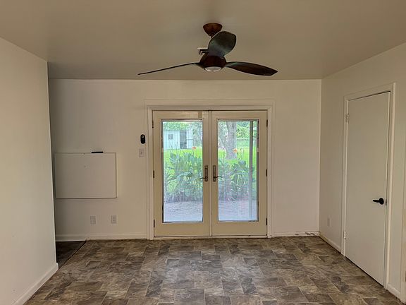 3rd image of 1803 Airline Dr