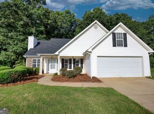 25 Luke Ln, Covington, GA 30014
