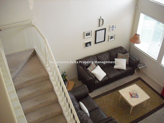 2nd image of 648 Fundenhall Ct