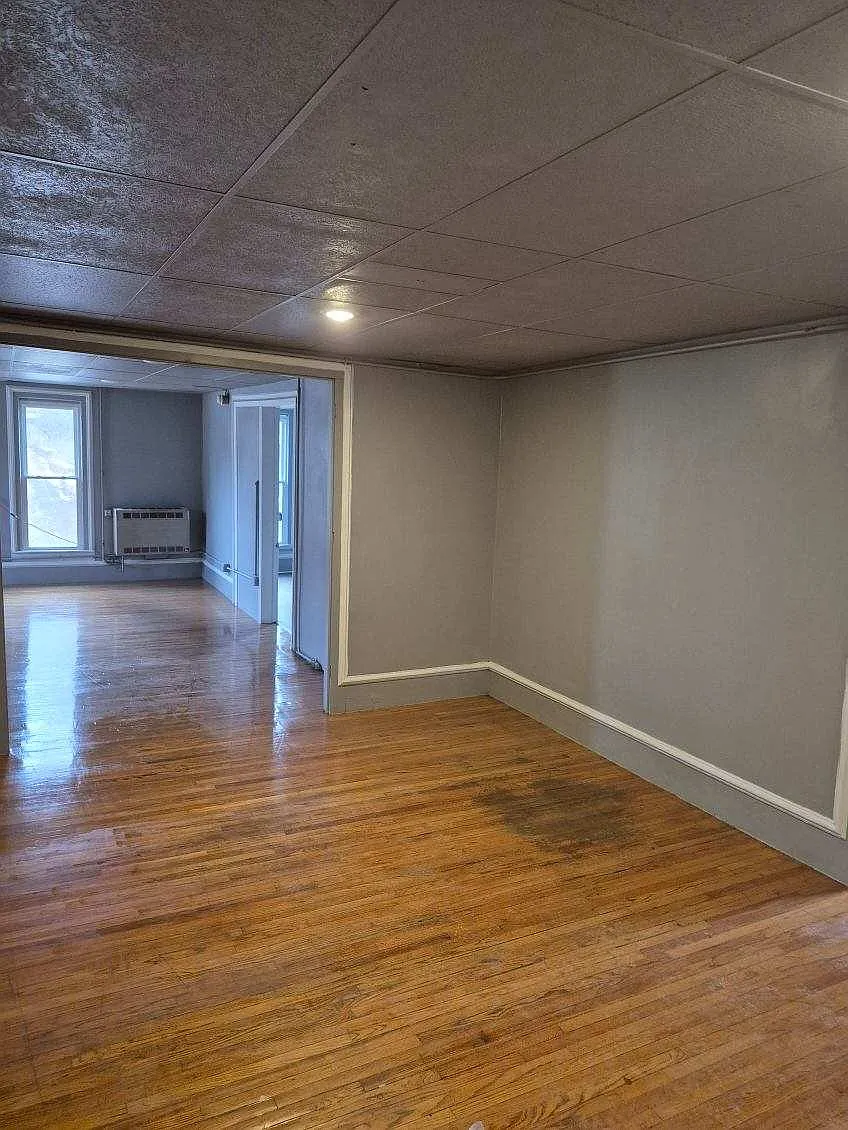Building Photo - 1104 Caton Bypass Rd #3