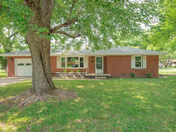 1500 W Purdue Ave, Muncie, IN 47304