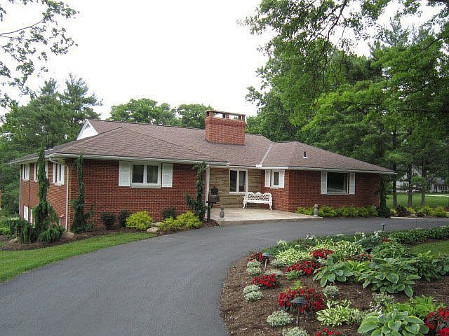 1st image of 312 N Countryside Dr
