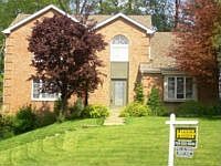 2nd image of 107 Roundtable Dr