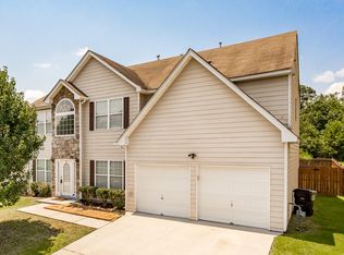 1957 Round Ridge Cir, Lithia Springs, GA 30122