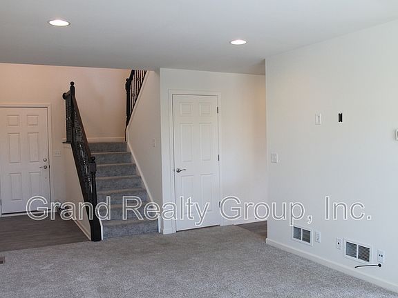 2nd image of 7106 Country Club Hills Dr Unit 1