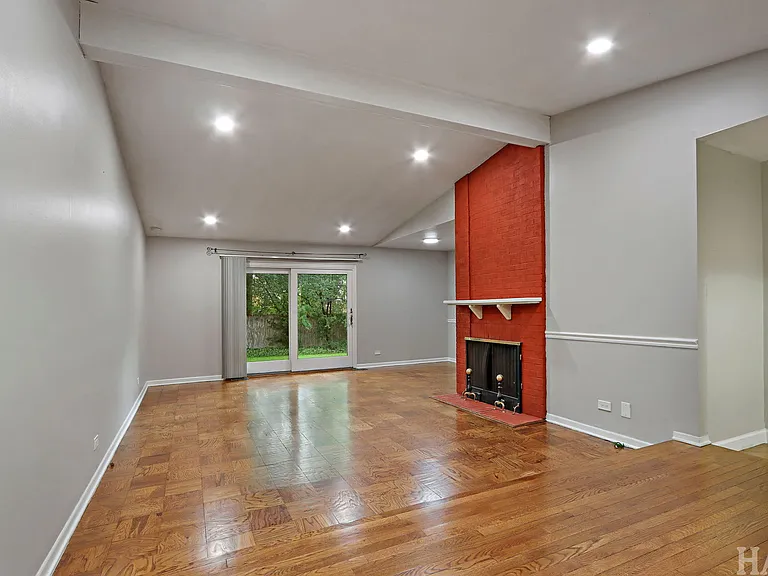 1540 N Pepper Tree Dr — Photo 16