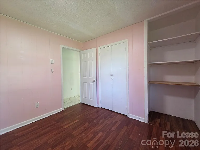 117 Oakview Dr — Photo 9