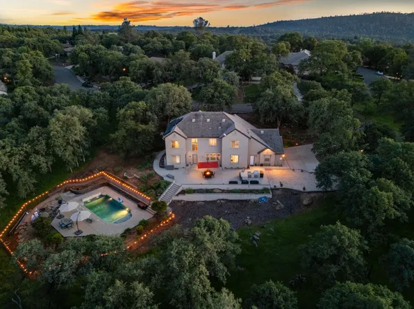 9926 Spyglass Cir, Auburn, CA 95602