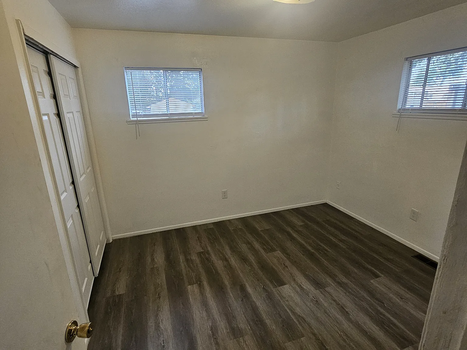 2 bed, 820 sqft, $1,200 — Photo 4
