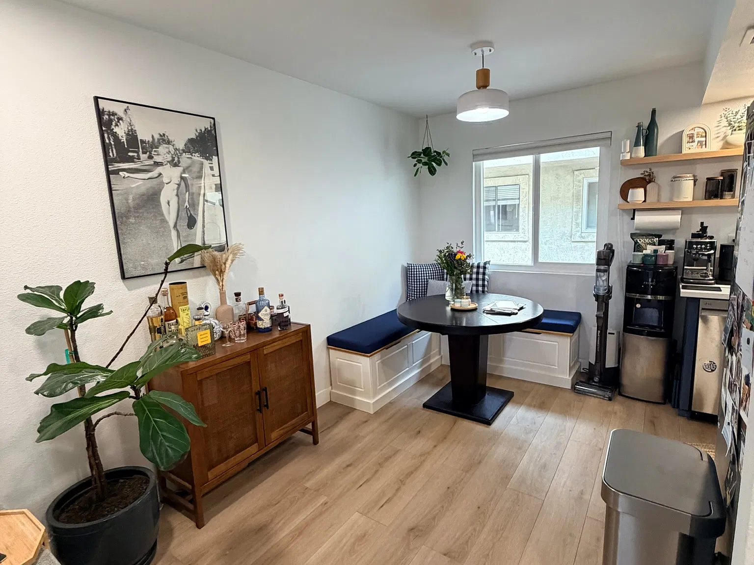 2 bed, 1.5 bath, 932 sqft, $2,500 — Photo 4