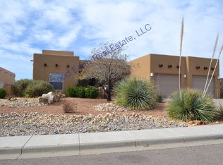 2447 Conchas Ln, Las Cruces, NM 88011