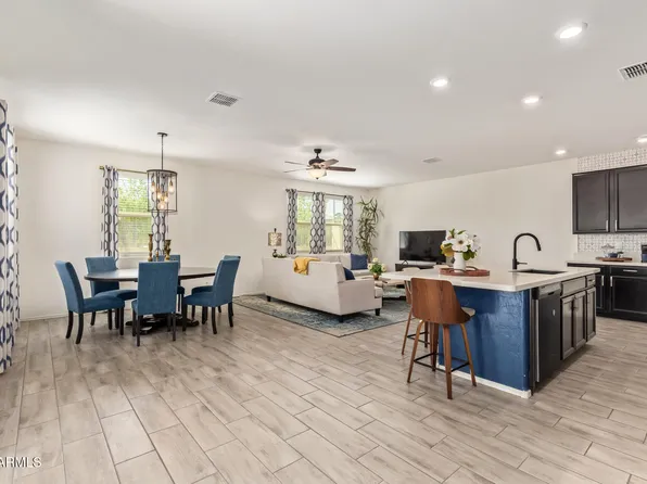16525 W JENAN Drive, Surprise, AZ 85388