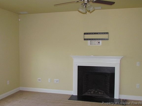 4th image of 3428 Castlefield Ln