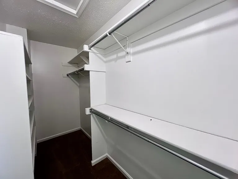 1611 Slidell Ln — Photo 15