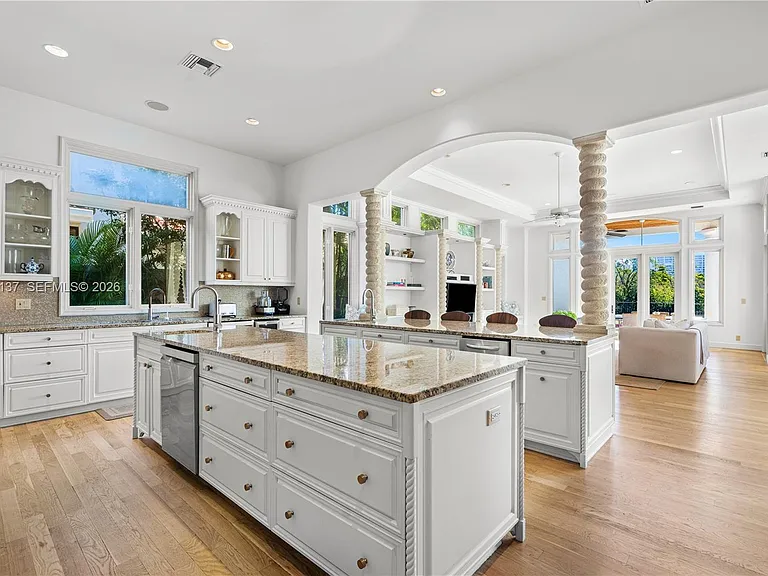 4900 Sanctuary Ln — Photo 15