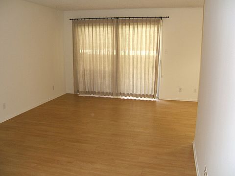 4th image of 1852 Corinth Ave APT 6